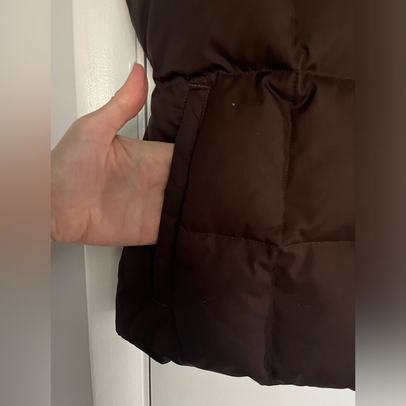 Eddie Bauer Goose Down Insulated Puffer Vest Outdoor Layering Brown Medium - Picture 5 of 9